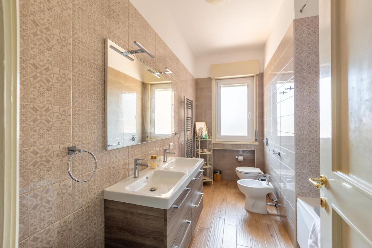 Central Suite Палермо Екстер'єр фото